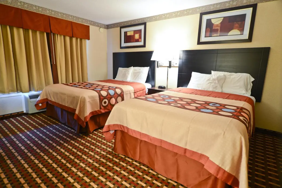 Super 8 by Wyndham Old Saybrook 7