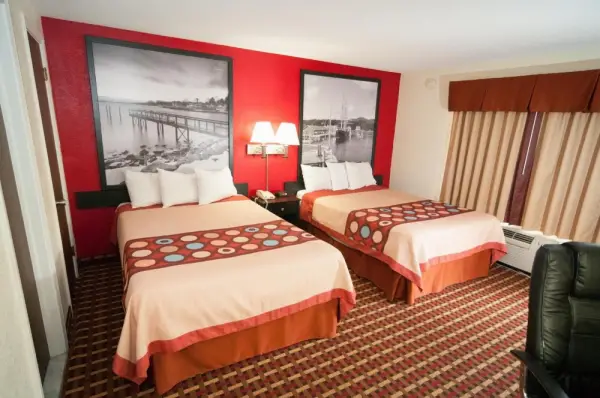 Super 8 by Wyndham Old Saybrook 9